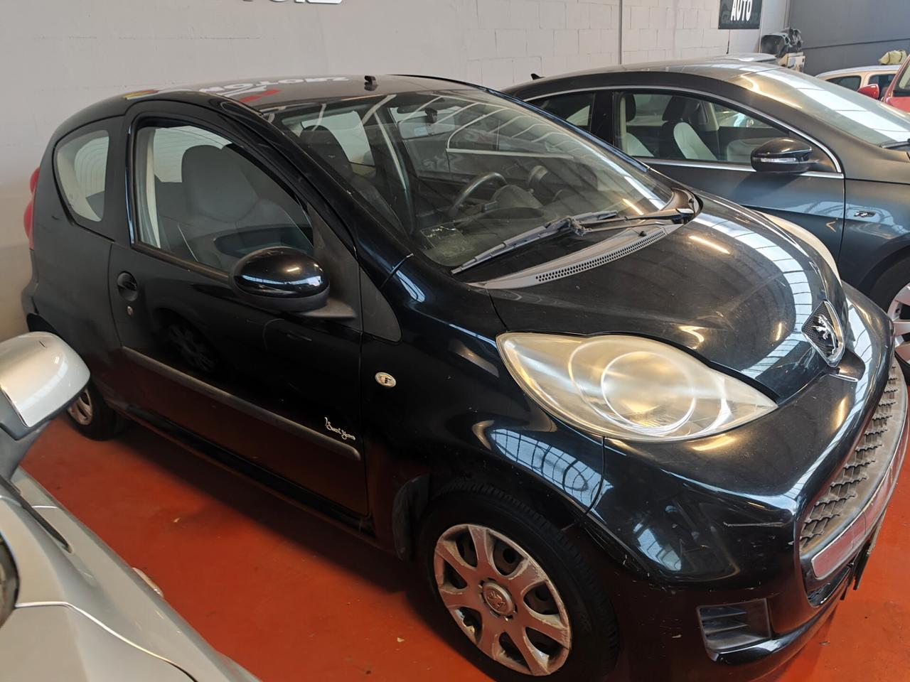 Peugeot 107 1.0 68CV 3p sweet