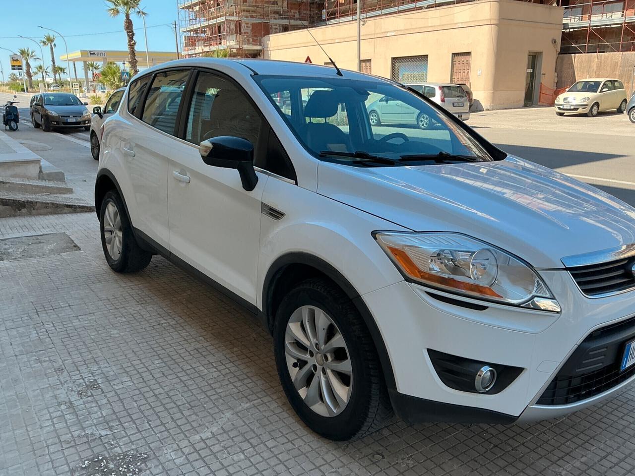 Ford Kuga 2.0 TDCi 136 CV 4WD Titanium DPF