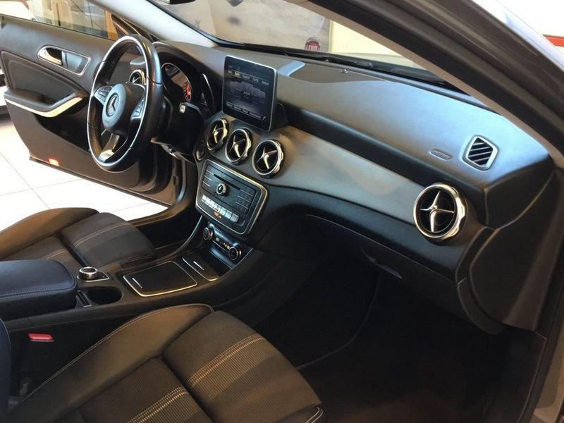 Mercedes-Benz GLA GLA 200 d Business