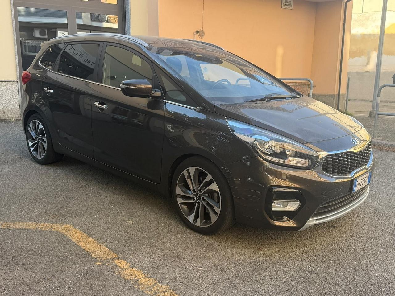 Kia Carens 7 posti full optional