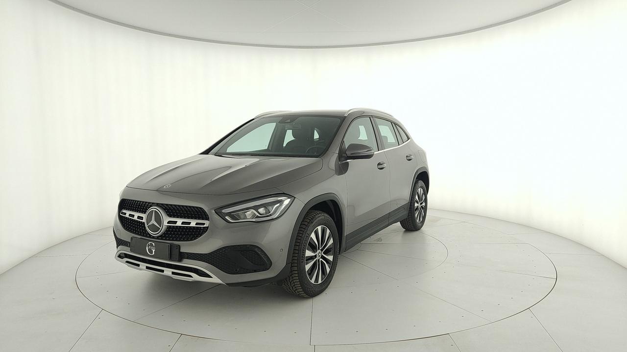 Mercedes-Benz GLA-H247 2020 - GLA 180 d Executive auto