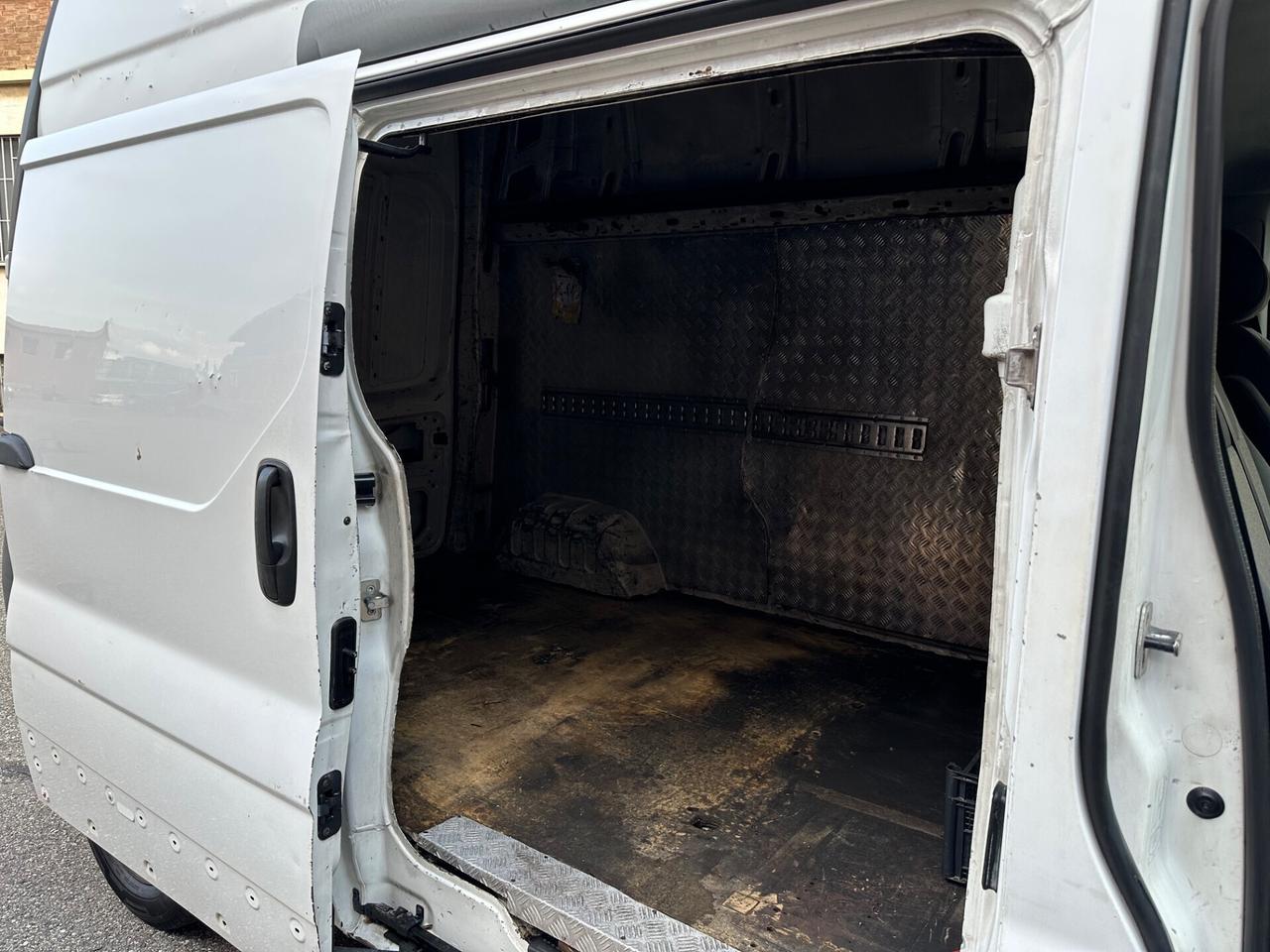 Renault Trafic 2.0 dCi/115 Furgone solo 518000 mila km