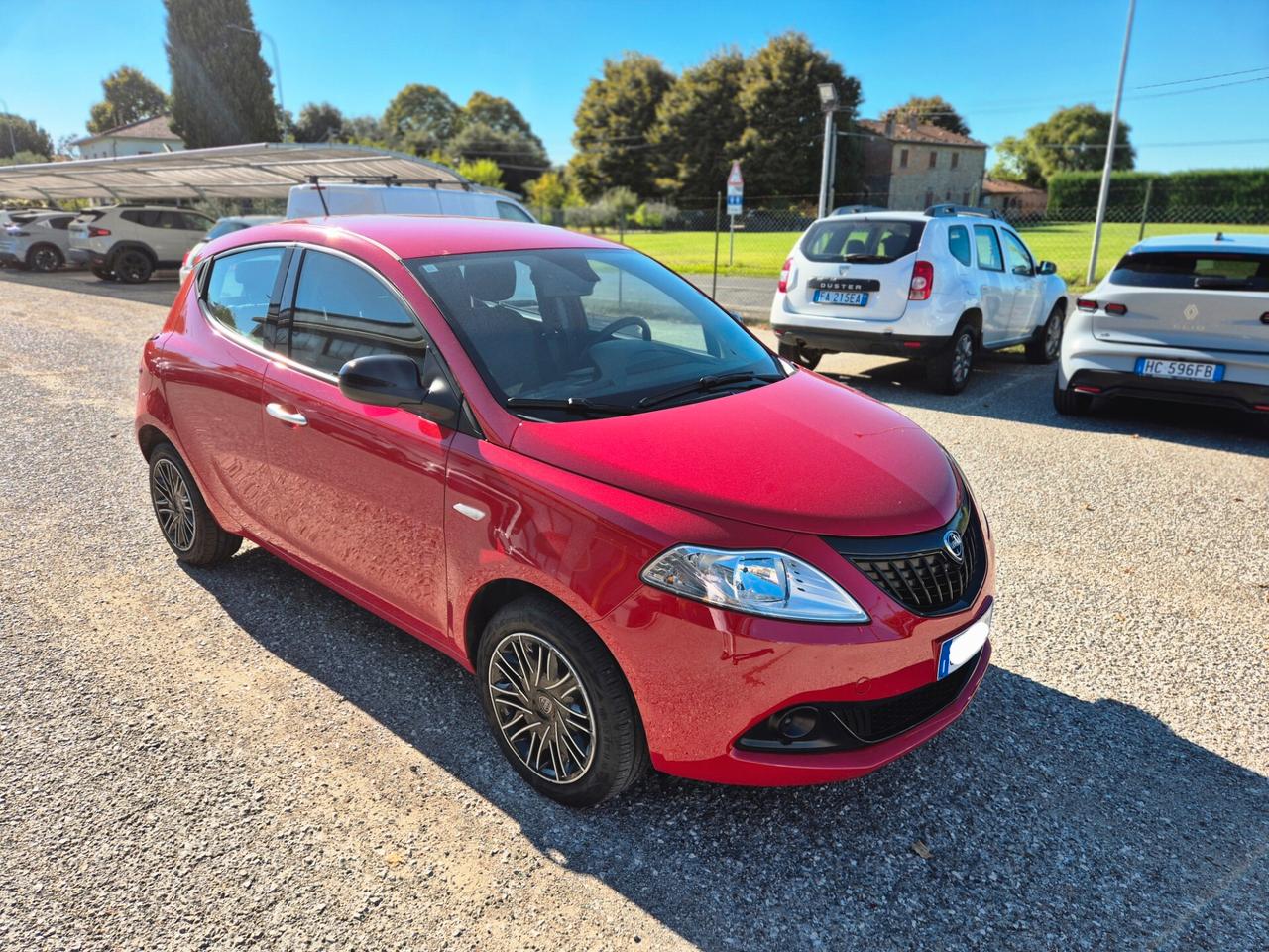 Lancia Ypsilon 1.0 FireFly 5 porte S&S Hybrid Silver