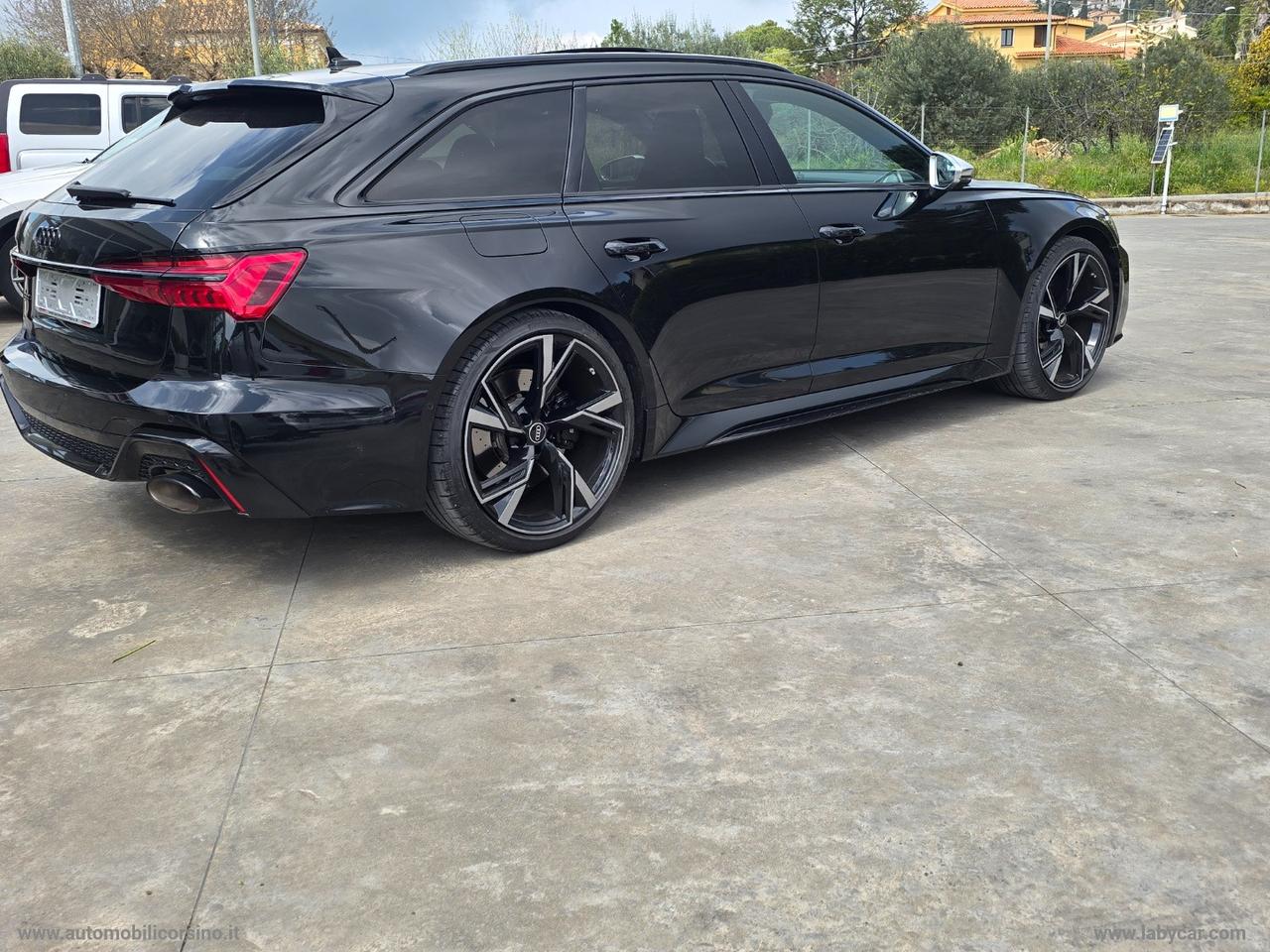 AUDI RS 6 Avant 4.0 TFSI V8 quattro tiptronic