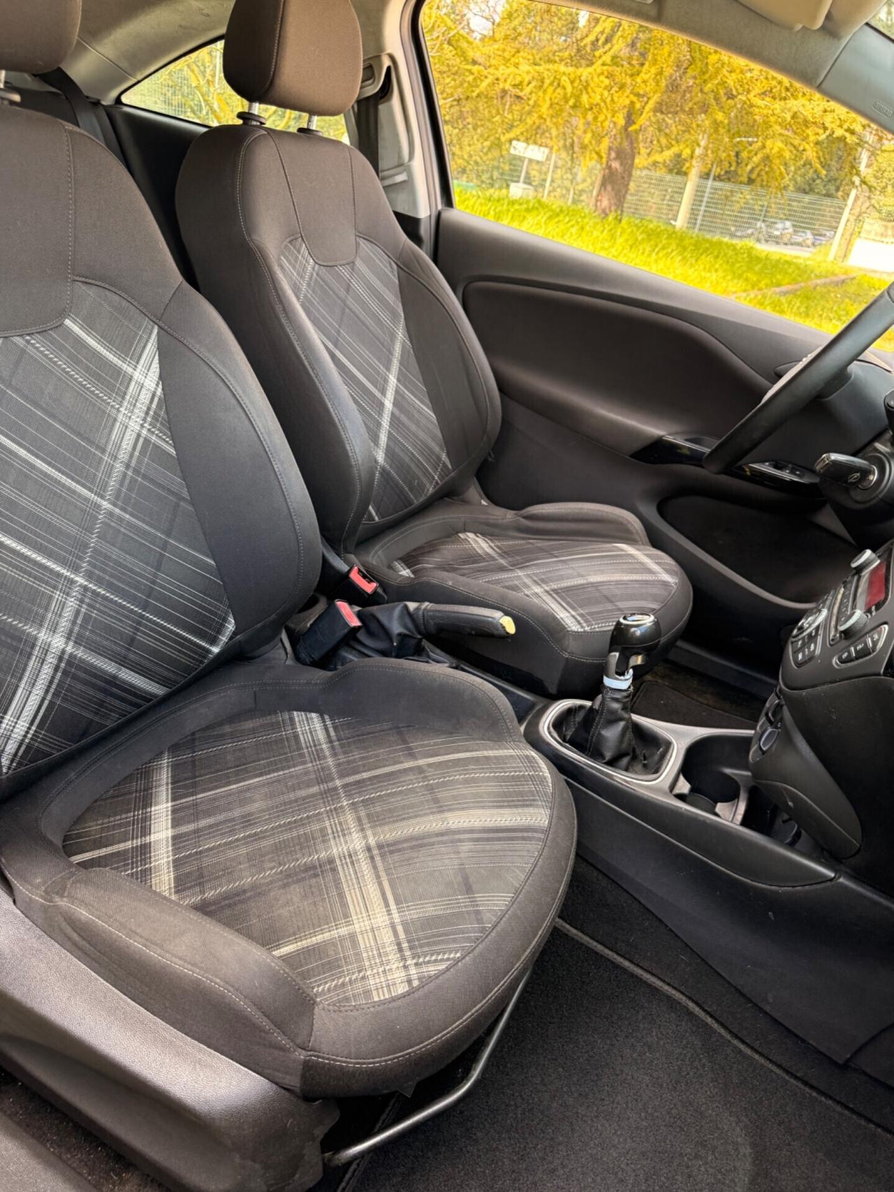 Opel Corsa 1.4 benzina GPL Euro6B NEOPATENTATI