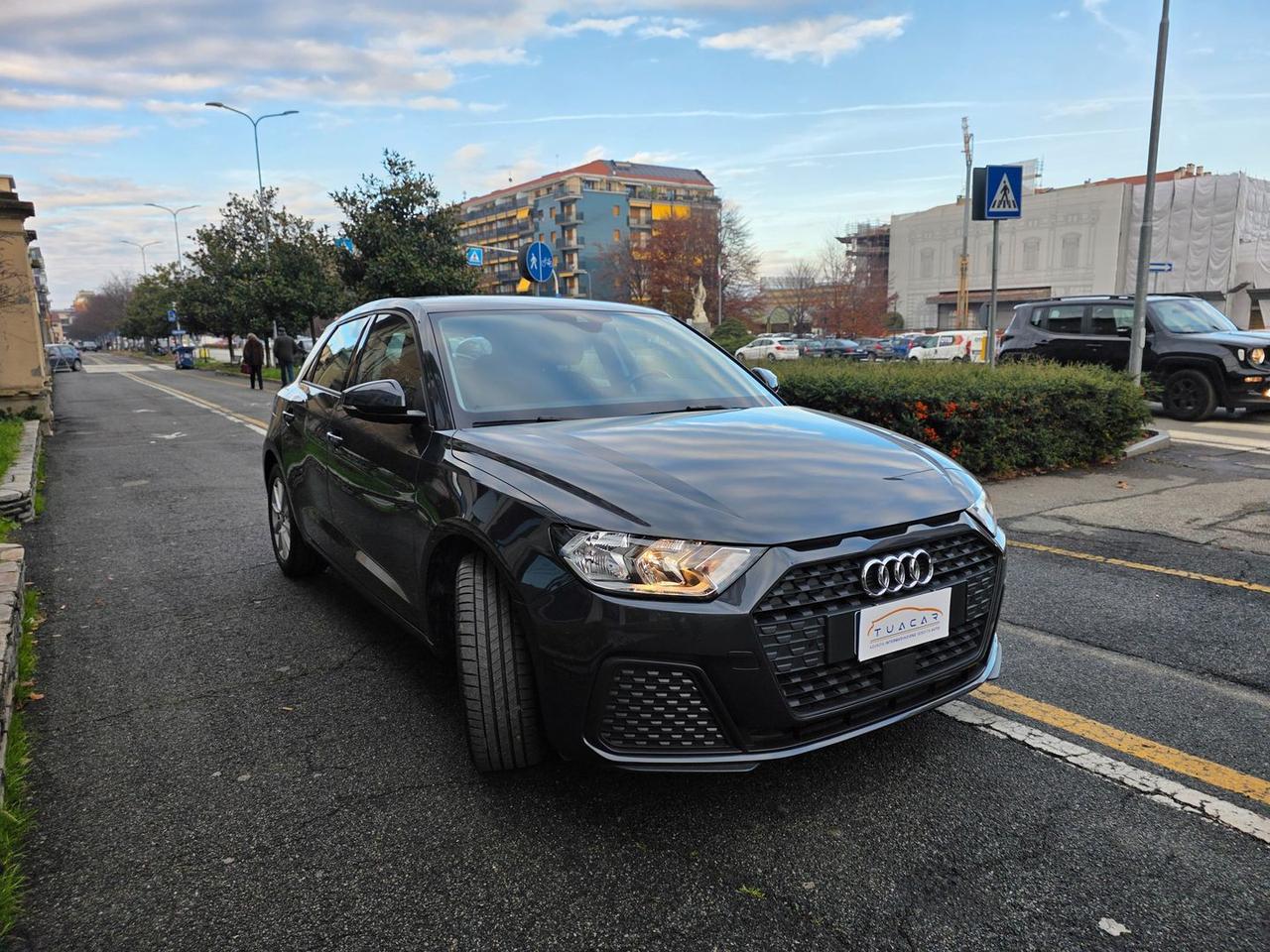 Audi A1 1.0 25 TFSI Business 2 TAGLI #8183