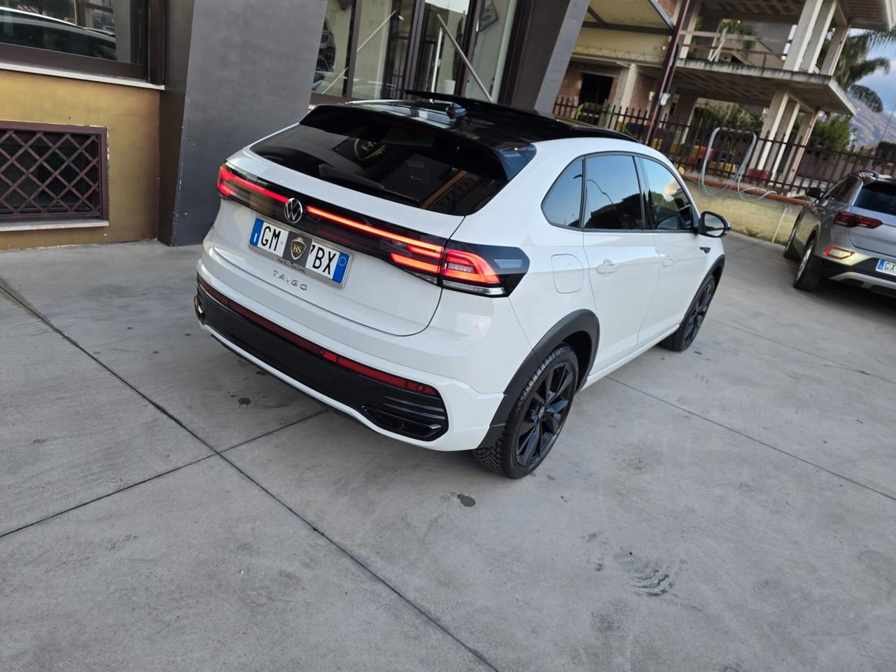 Volkswagen Taigo 1.0 TSI 110 CV R-Line