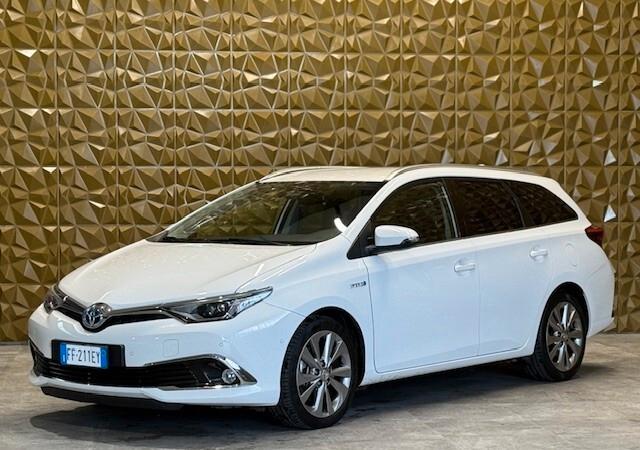 Toyota Auris Touring Sports 1.8 Hybrid Lounge