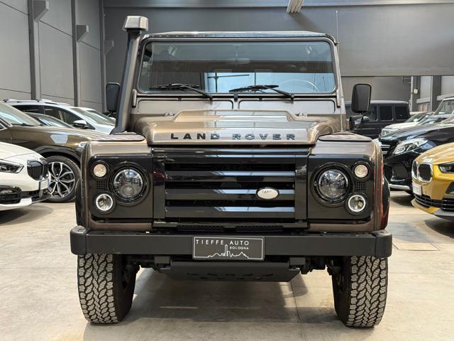 LAND ROVER Defender 110 2.2 TD4 Station Wagon N1