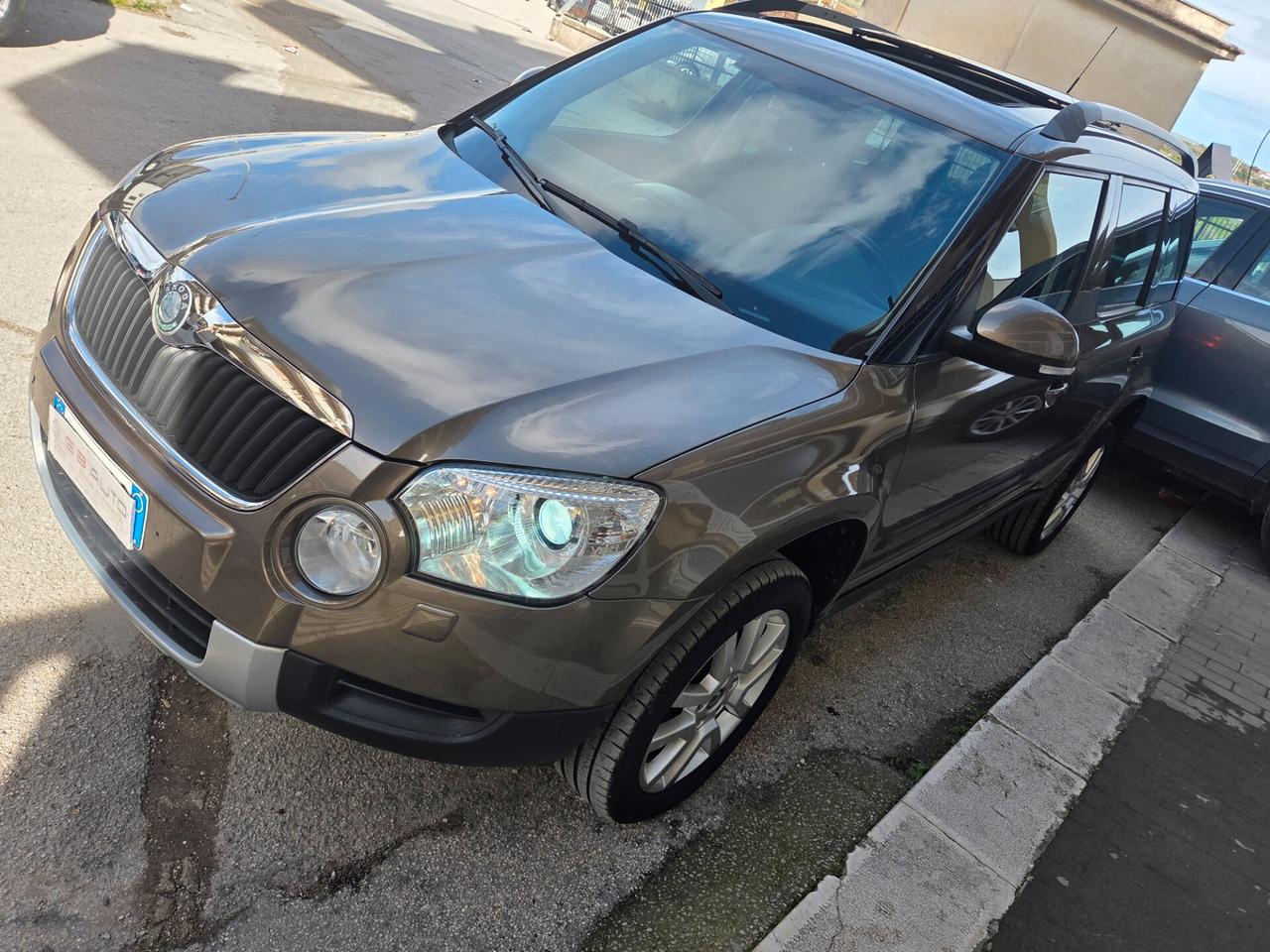 SKODA YETI 4X4 2.0 TDI 140 CV TETTO APRIB KM CERTIF