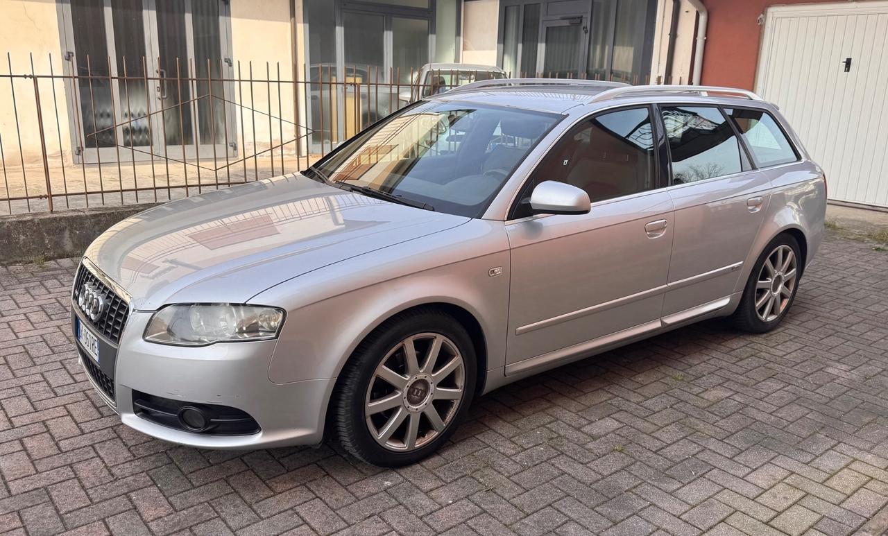 Audi A4 2.0 Tdi S-Line Perfetta