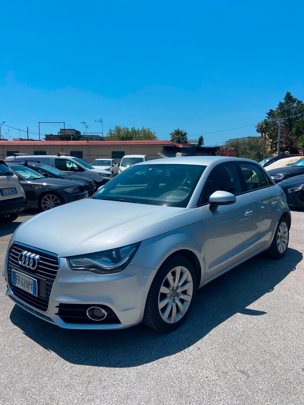 Audi A1 1.6 TDI S tronic line edition plus