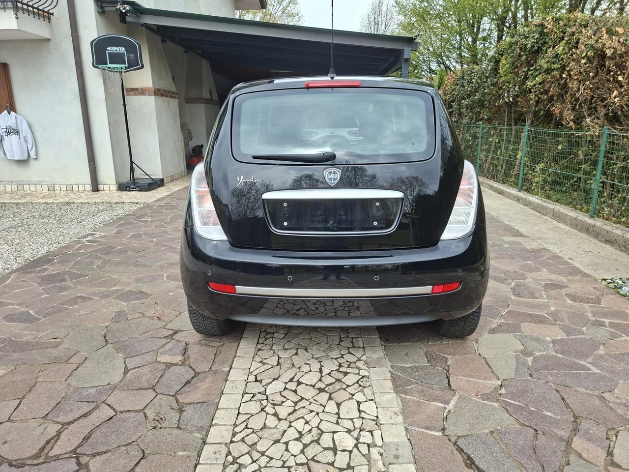 Lancia Ypsilon 1.2 69 CV 3 porte S&S Gold