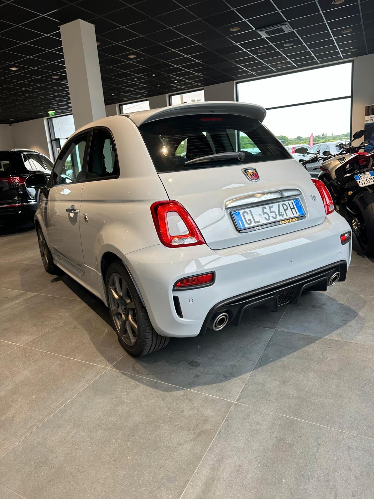 Abarth 595 1.4 Turbo T-Jet 165 CV