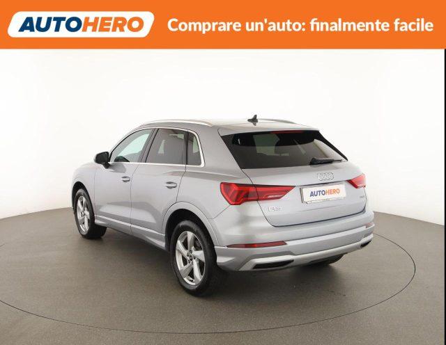 AUDI Q3 40 TFSI quattro S tronic Business Advanced
