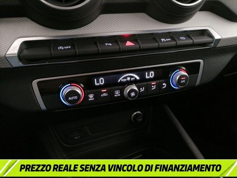 Audi Q2 35 2.0 tdi Business s-tronic