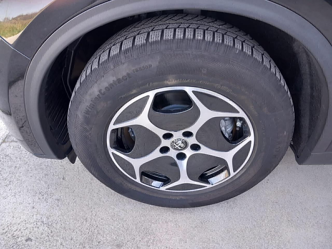 Alfa Romeo Stelvio 2.2 Turbodiesel 190 CV AT8 Q4 Ti