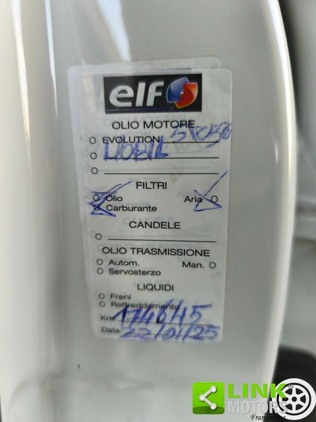 MERCEDES-BENZ A 200 d Automatic Premium