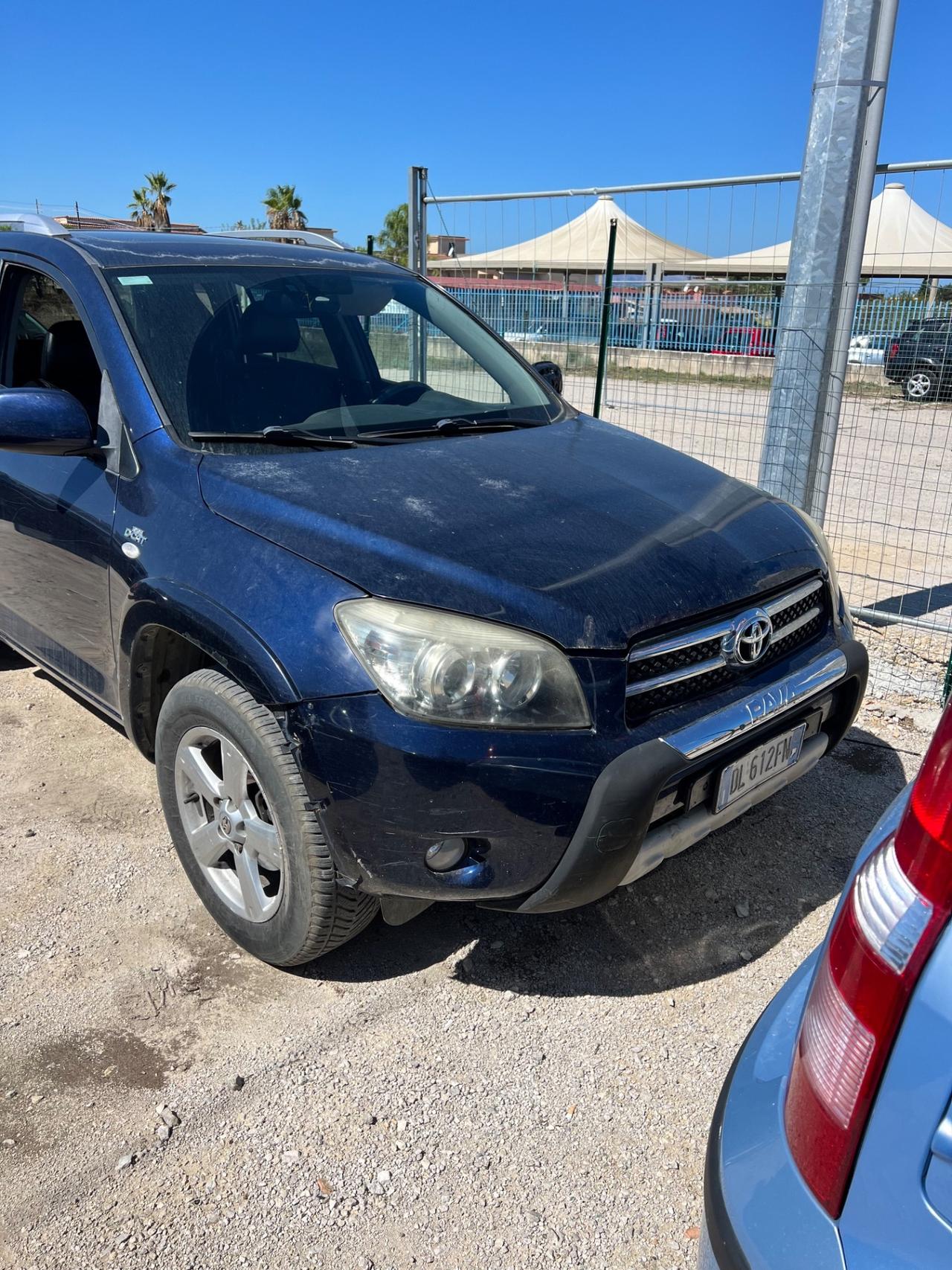 Toyota RAV 4 RAV4 2.2 D-4D 177 CV Luxury