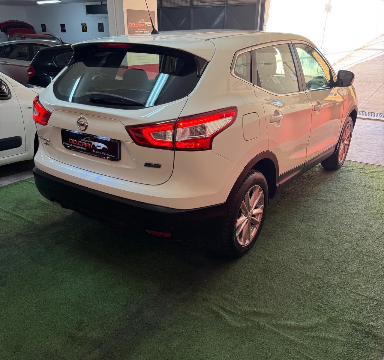 Nissan Qashqai 1.5 dCi 110 CV Tekna , telecamera ,Nav ,Cerchi 17