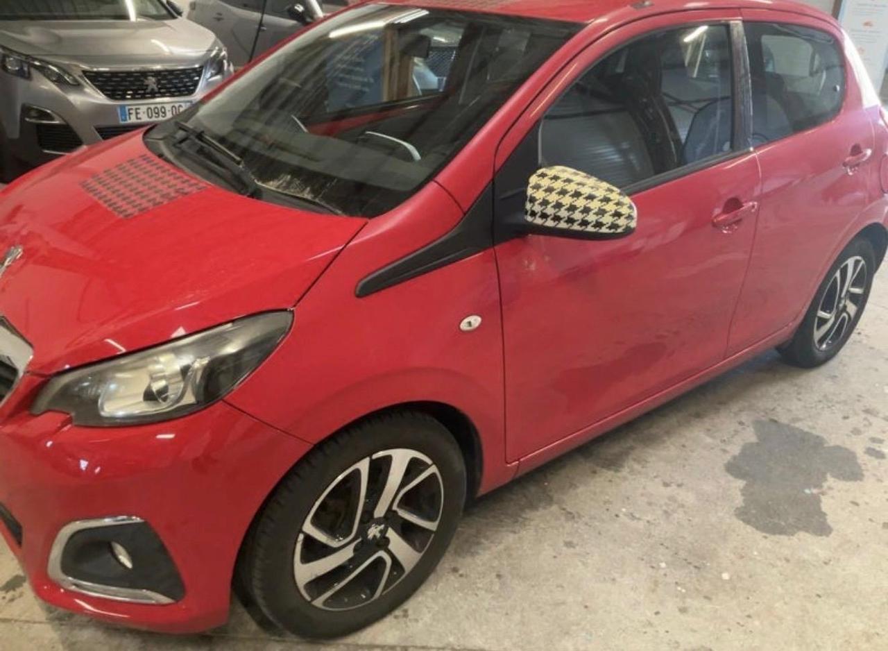 Peugeot 108 PureTech 82 5 porte Allure