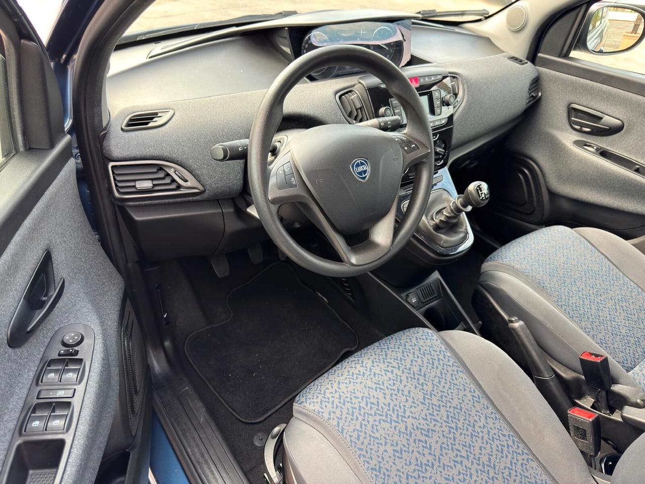 Lancia Ypsilon Y Gold 1.0 FireFly 70cv S&S Hybrid 2022