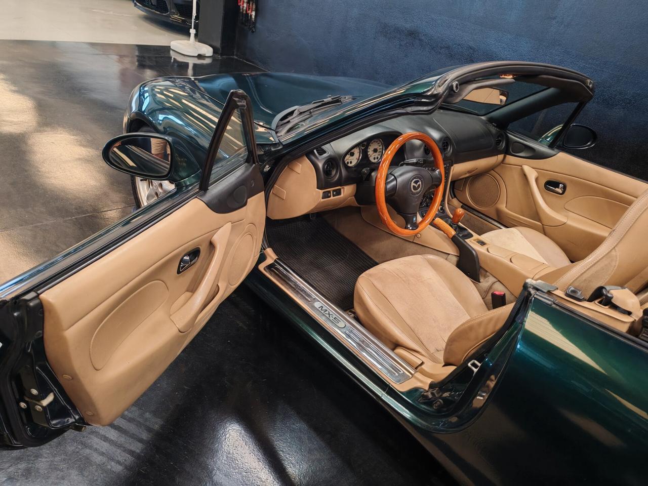 Mazda MX-5 1.6i 16V asi