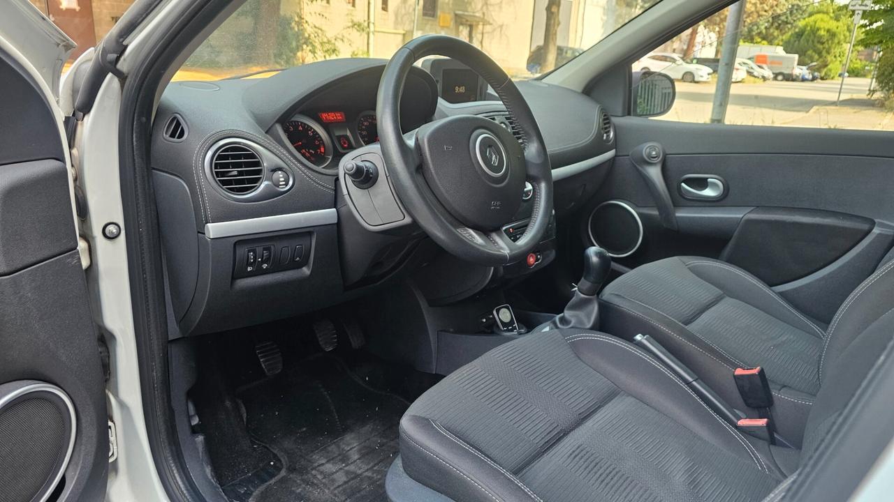 Renault Clio 1.2 16V TCE 100CV SporTour Live!