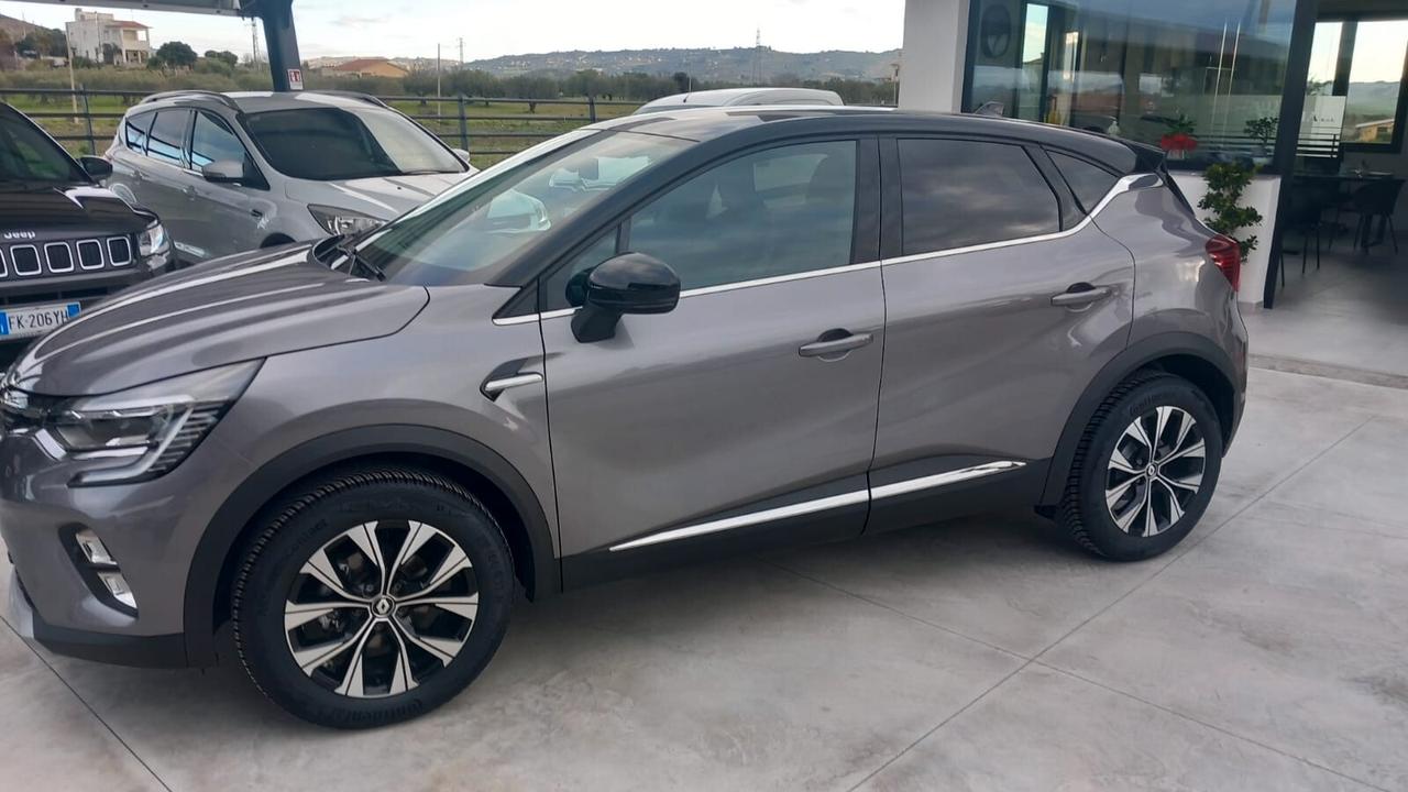 Renault Captur TCe 12V 90 CV Techno