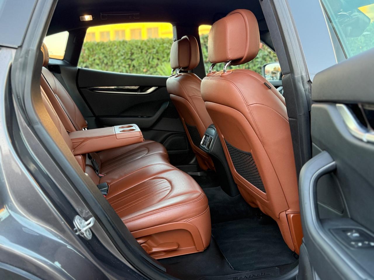 Maserati Levante 3.0 V6 250CV AWD