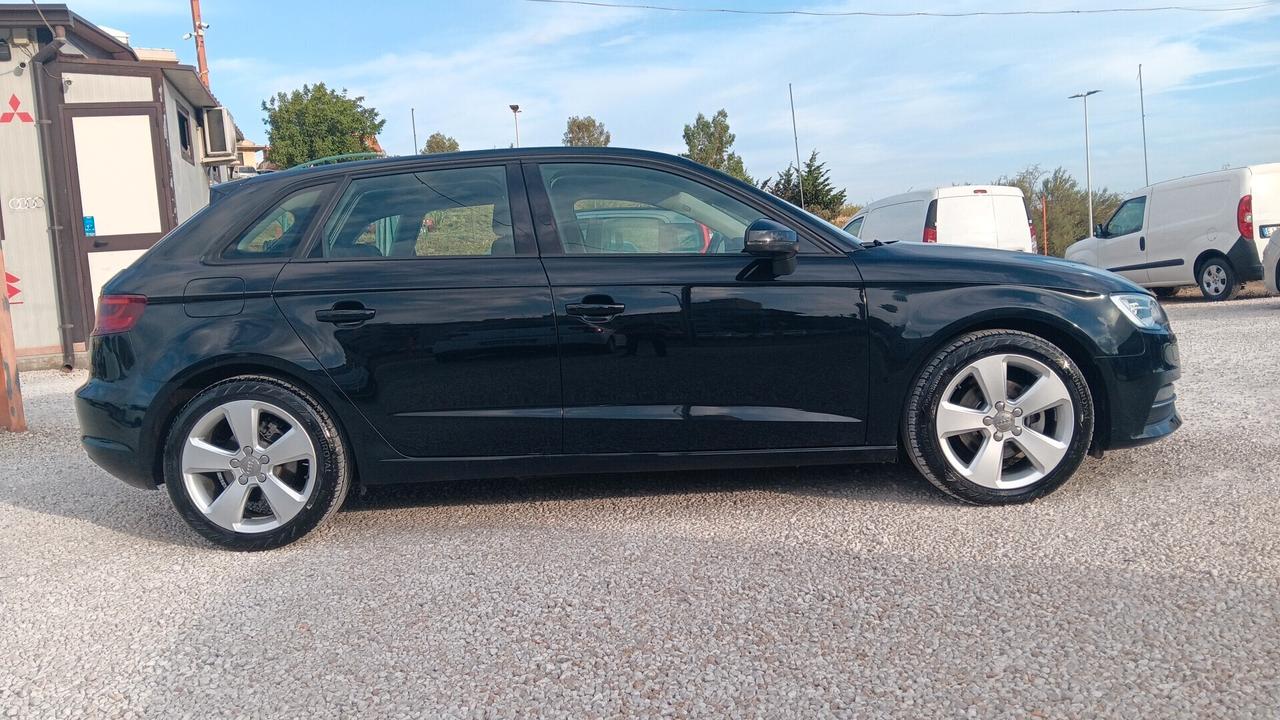 Audi A3 1.6 TDI clean diesel S tronic Ambition