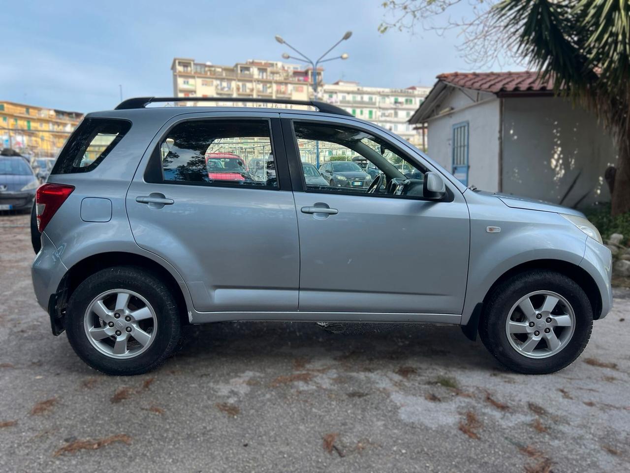 DAIHATSU TERIOS 1.3 GPL 4X4 SX - 2006