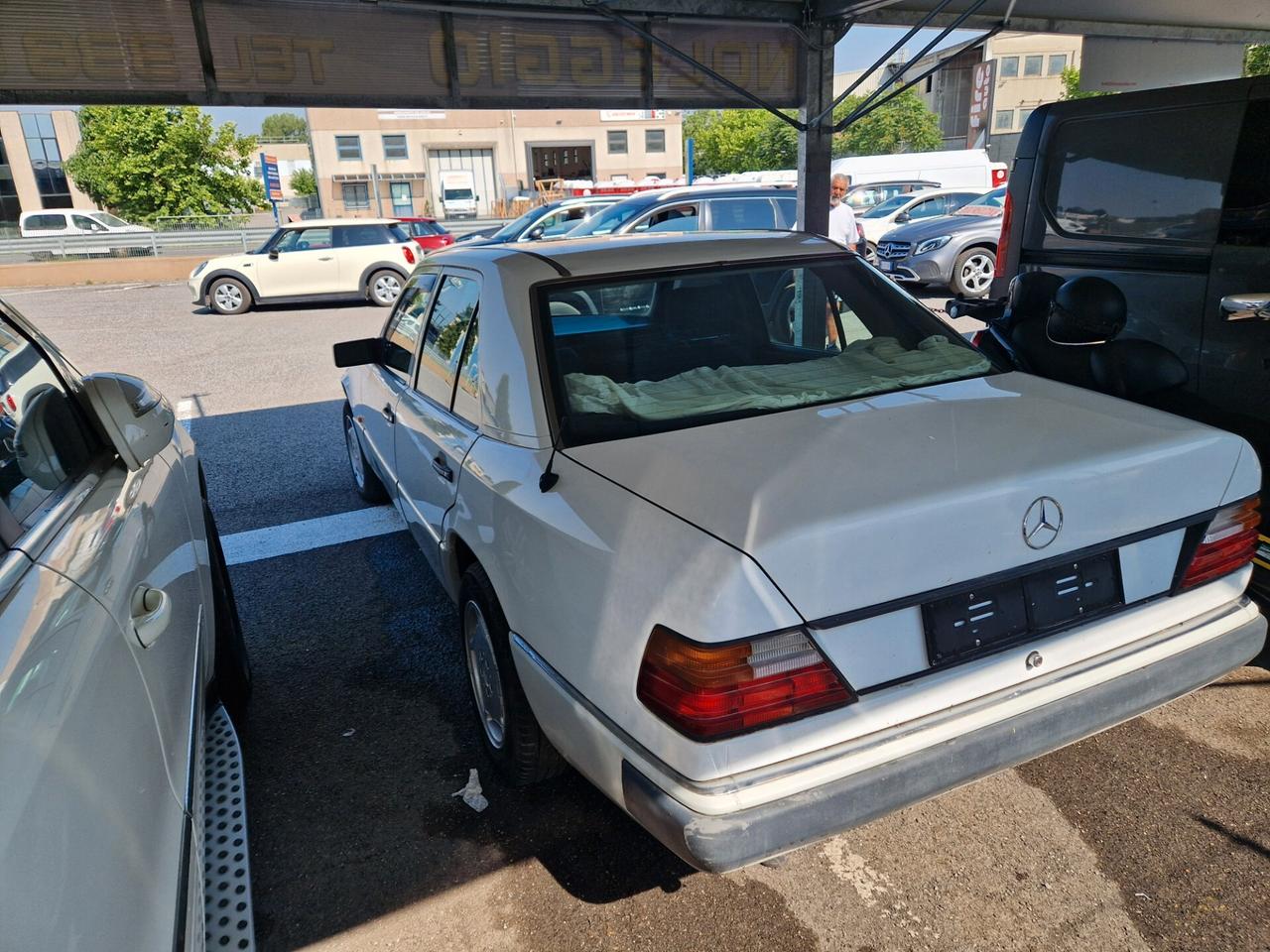 Mercedes-benz 190 2.0
