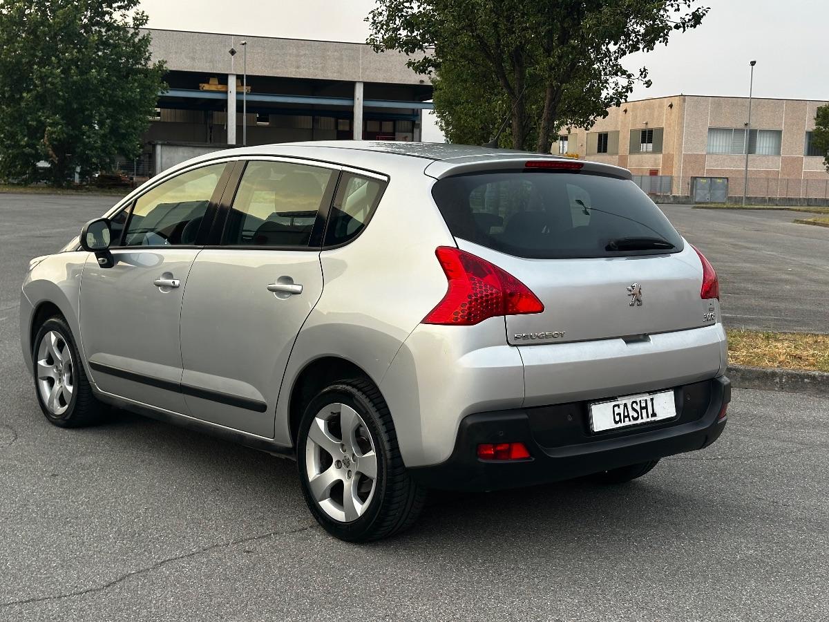 PEUGEOT - 3008 - 1.6 e-HDi 115 CV c.r. Business