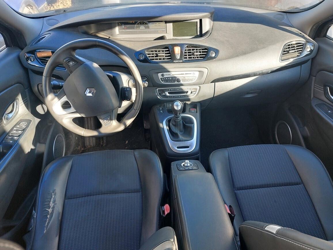 Renault Scenic 1.5 DCI 110 CV danno al motore