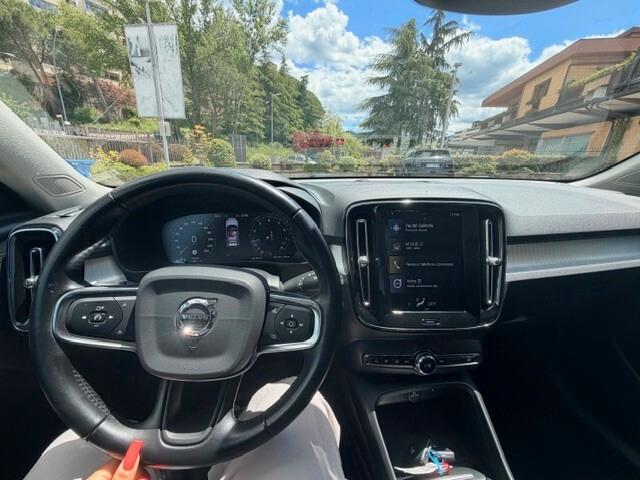 VOLVO XC40 T3 GEARTRONIC BUSINESS PLUS