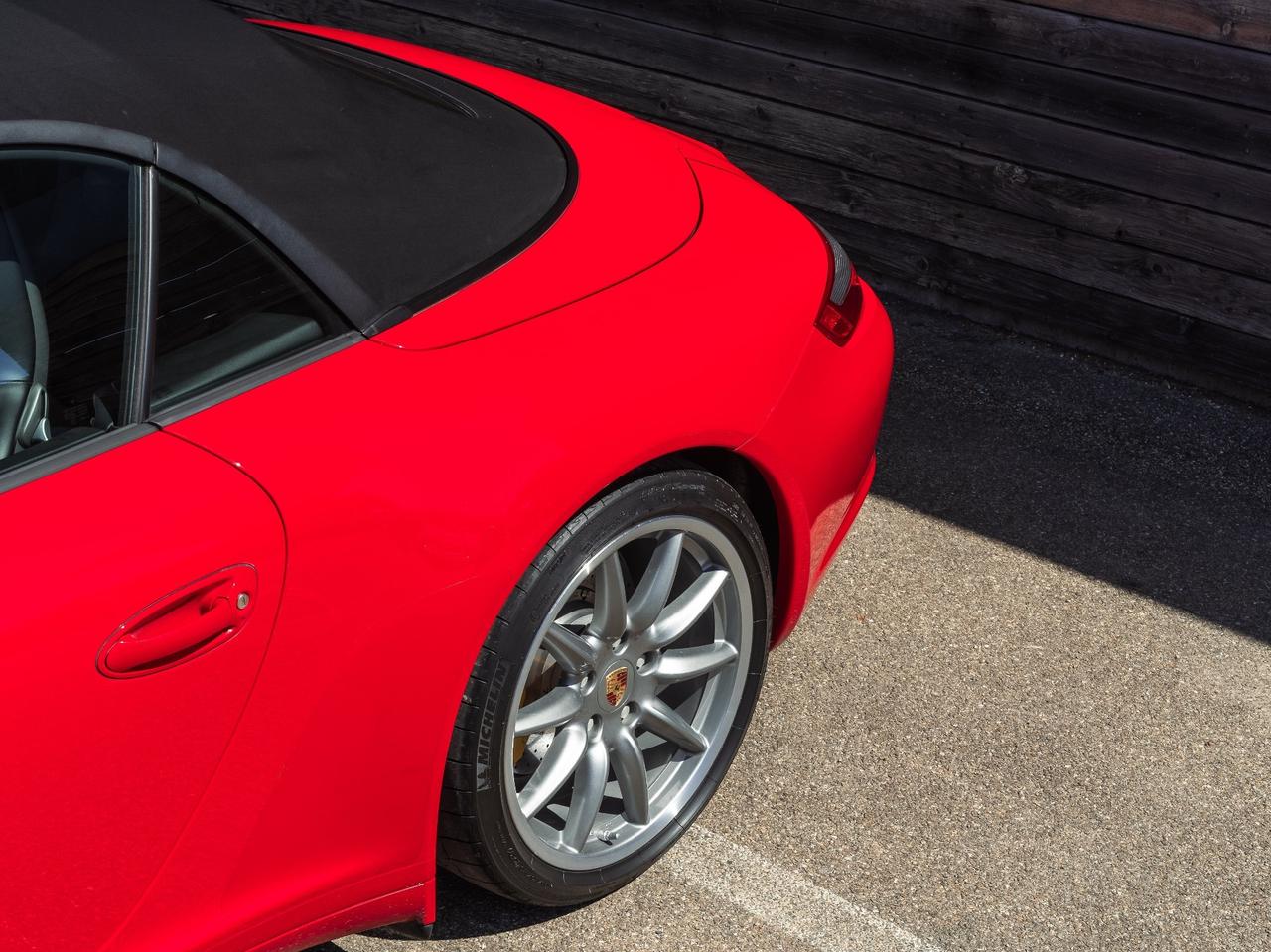 Porsche 911 Carrera 4S Cabriolet