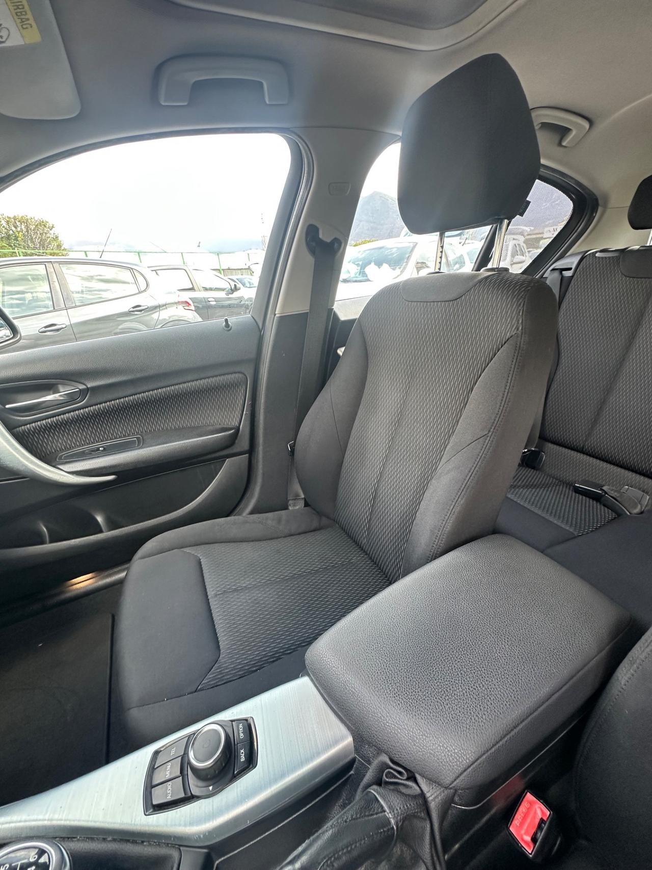 Bmw 116 116d 5p. Urban