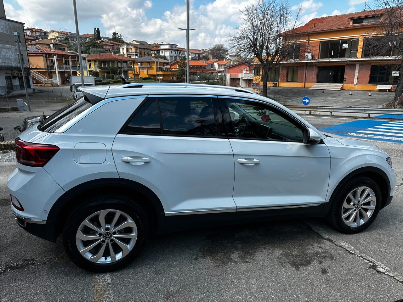Volkswagen T-Roc 2.0 TDI 150 DSG Style LINE _ VIRTUAL_NAVI_FULL LED_SEDILI MASSAGE
