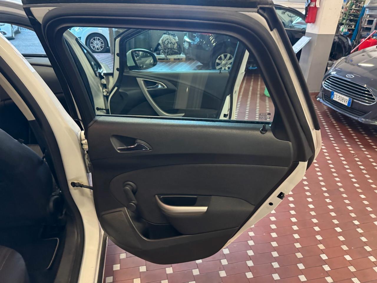 Opel Astra 1.4 Turbo 140CV Sports Tourer Cosmo- UNICO PROPRIETARIO