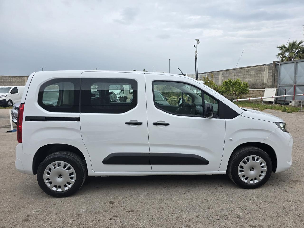 OPEL COMBO PACK TECHNO KM 0 DISPONIBILI VARI COLORI