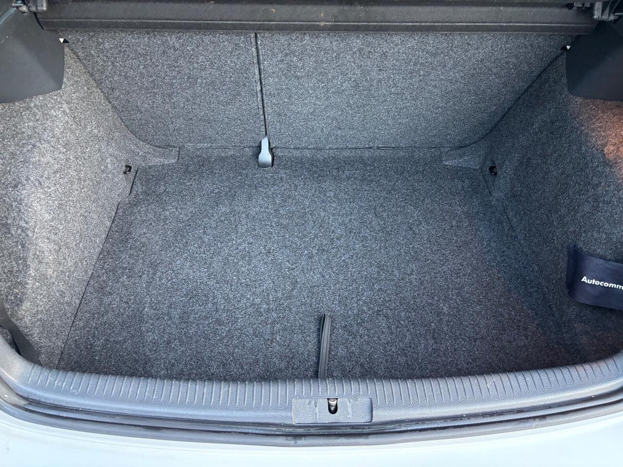 Volkswagen Golf 1.6 TDI 5p. OK NEOPATENTATI