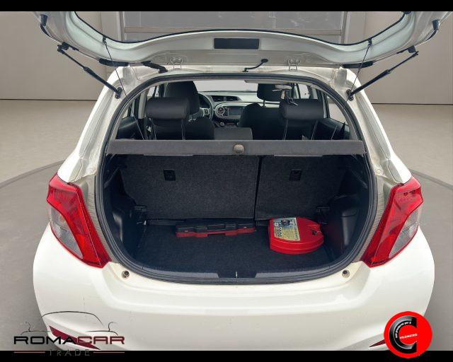 TOYOTA Yaris 1.3 5 porte Lounge