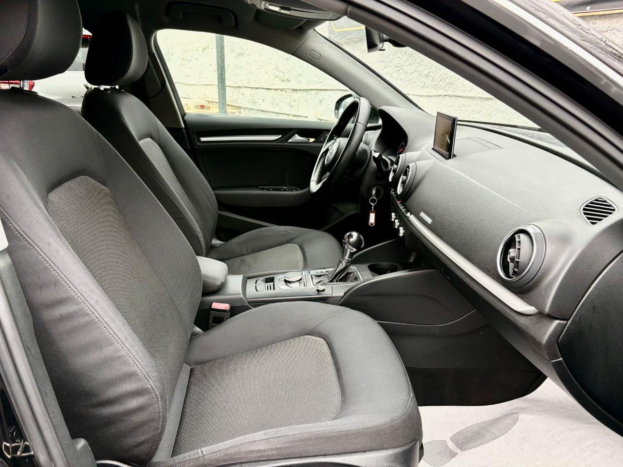 Audi A3 Sportback 1.6 tdi Business 110cv s-tronic