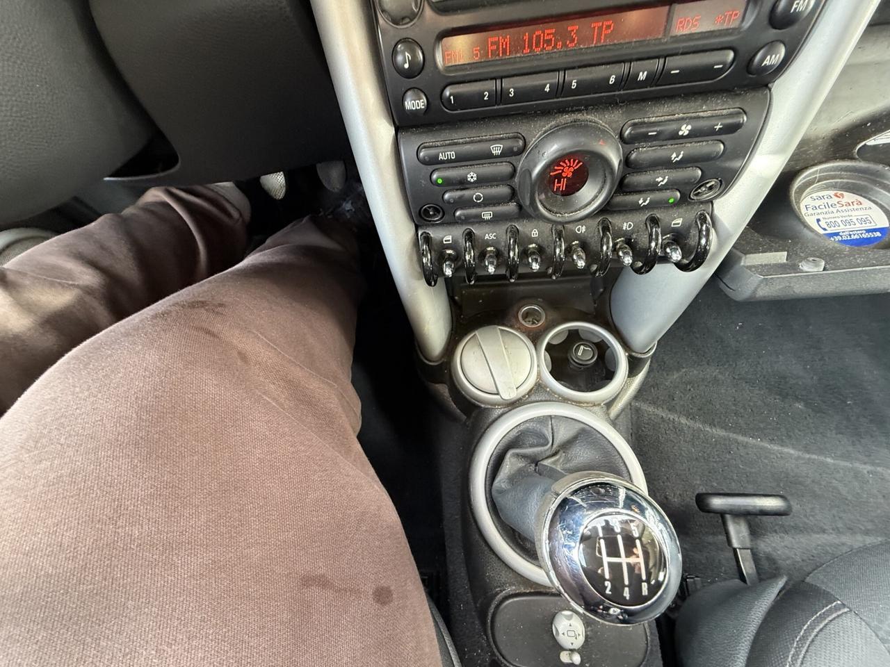 MINI COOPER 1.6 BENZINA OK NEOPATENTATI