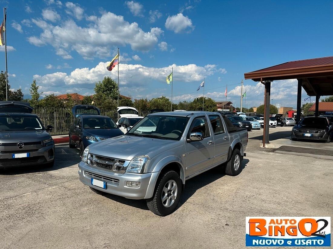 Isuzu D-Max 3.0 TD cat Space Cab 4WD Pick-up LS