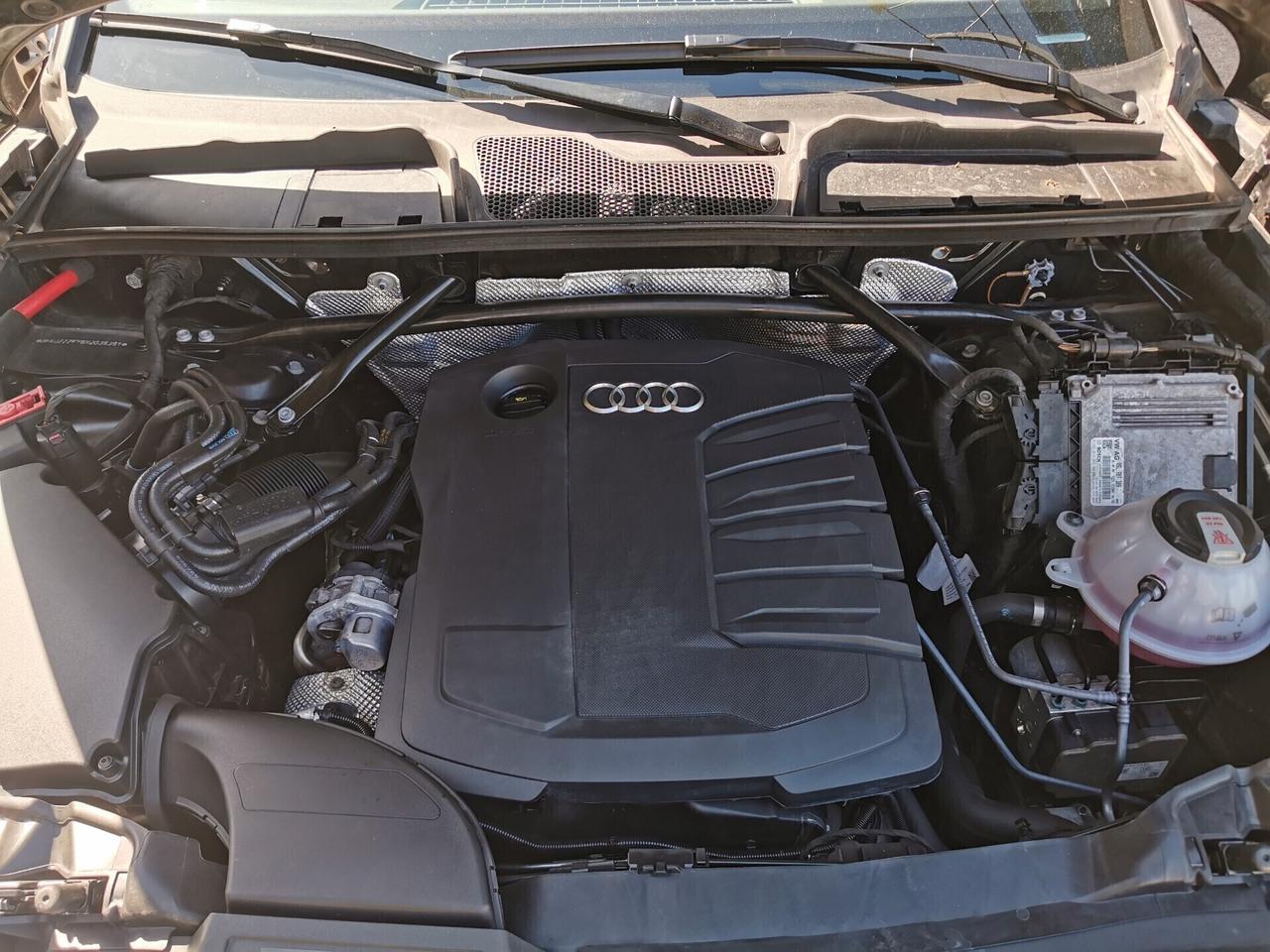Audi Q5 40 SPB 2.0 Tdi 204cv 4x4 S tronic Business Advanced Iva Detraibile