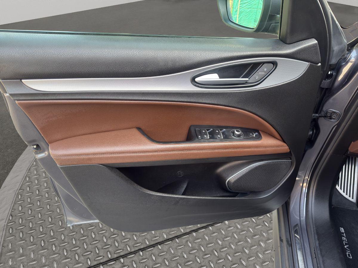 ALFA ROMEO - Stelvio - 2.2 T.diesel 210 CV AT8 Q4 Super