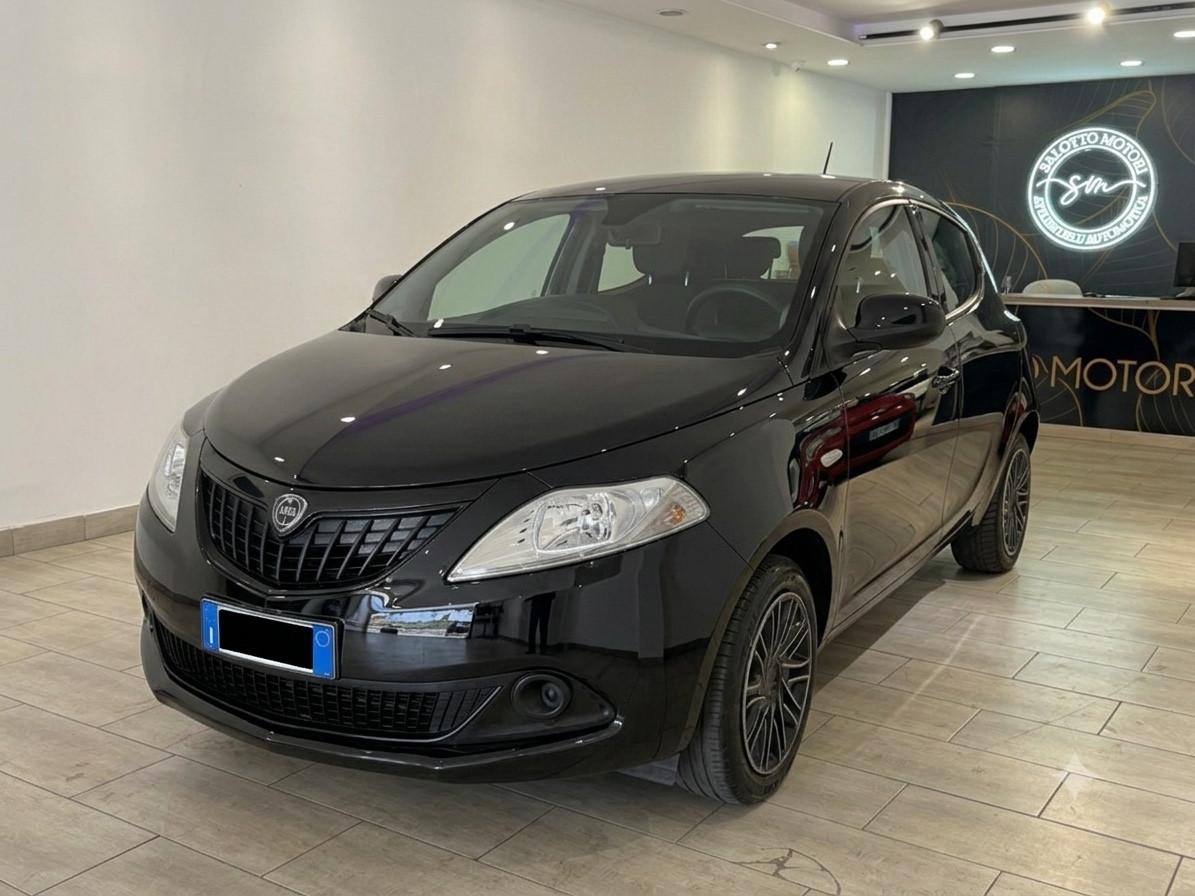 Lancia Ypsilon 1.0 Hybrid 69cv S&S Hybrid Gold my23