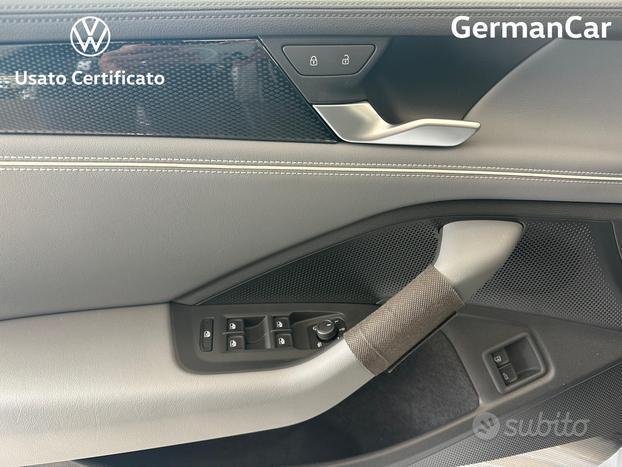 Volkswagen Passat 1.5 tsi ehybrid business 204cv d